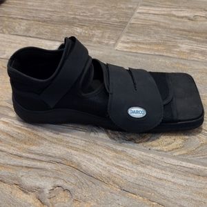 DARCO - Square Toe Medical Shoe